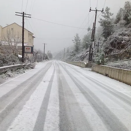 Ta Spitakia Tis Theodosias * كالوبانايوتيس