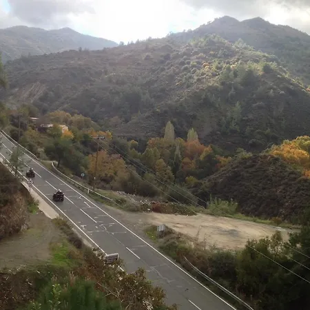 Ta Spitakia Tis Theodosias شقة